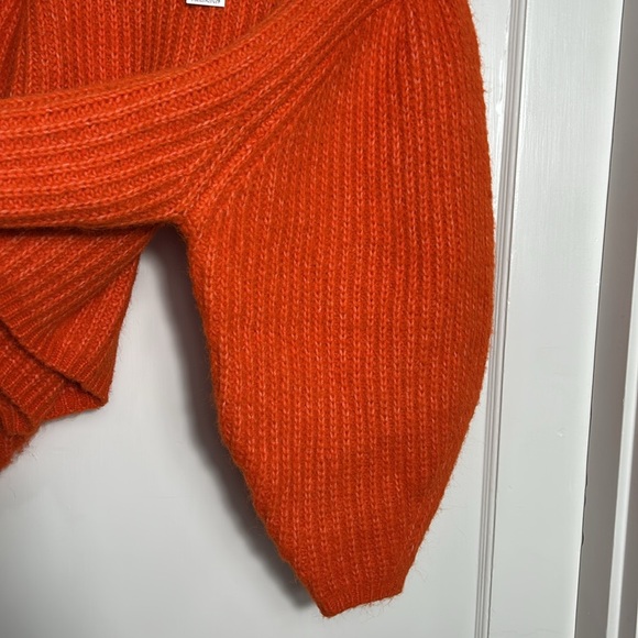 NWT Topshop knit volume sleeve fluffy sweater in orange US 0 2 - Picture 5 of 6